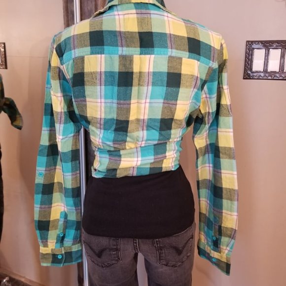 Women's Aeropostale Plaid Button Down Flanner Shirt - Picture 4 of 6